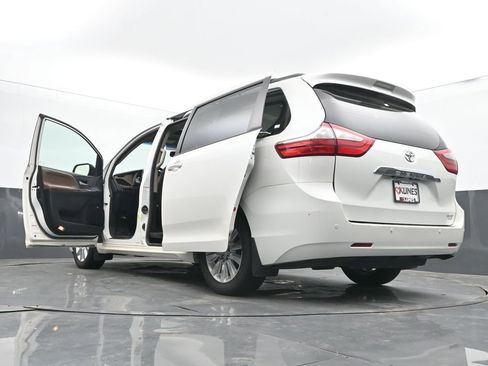 Used 2016 Toyota Sienna Limited Premium AWD/4WD image 78