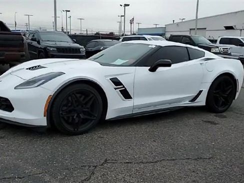 Used 2019 Chevrolet Corvette Grand Sport image 4