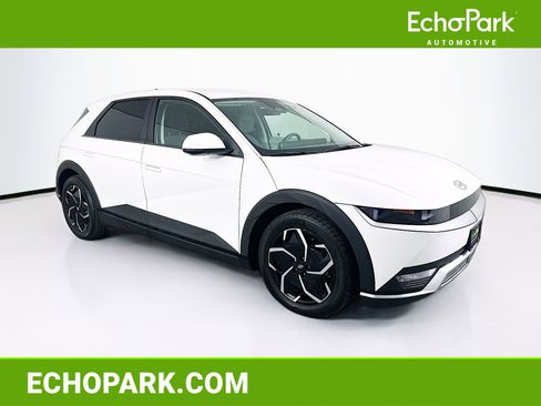 Used 2024 Hyundai Ioniq 5 SE image 1