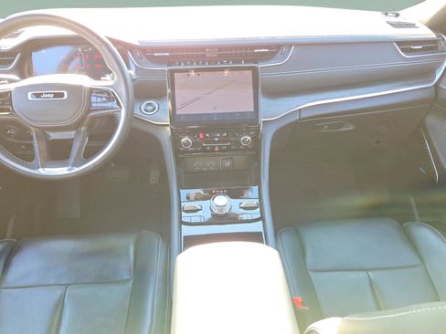 Used 2022 Jeep Grand Cherokee Overland image 29