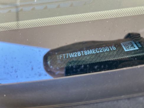 Used 2021 Ford F250 Lariat w/ Lariat Ultimate Package image 44