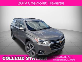 Used 2019 Chevrolet Traverse LT w/ LT Premium Package FWD video 1