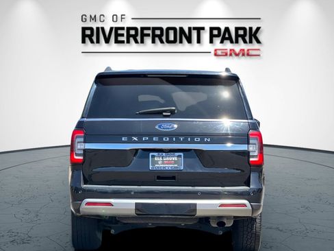 Used 2023 Ford Expedition Limited image 4