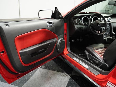 Used 2009 Ford Mustang Shelby GT500 image 28