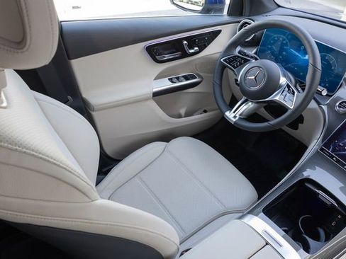 New 2026 Mercedes-Benz GLC 300 4MATIC image 23