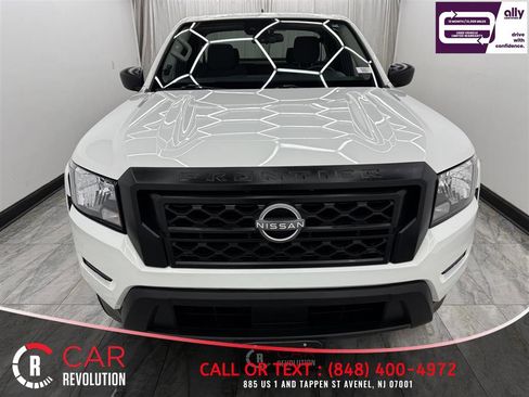 Used 2023 Nissan Frontier S image 2