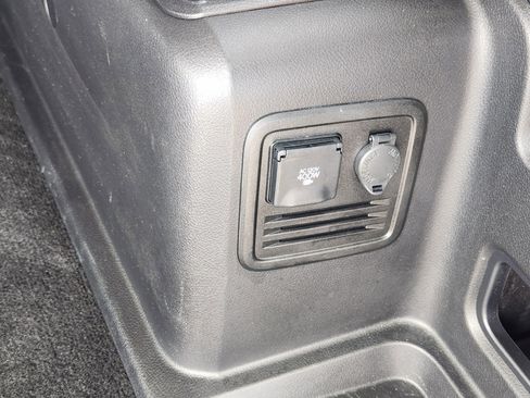 Used 2020 Toyota 4Runner SR5 image 28