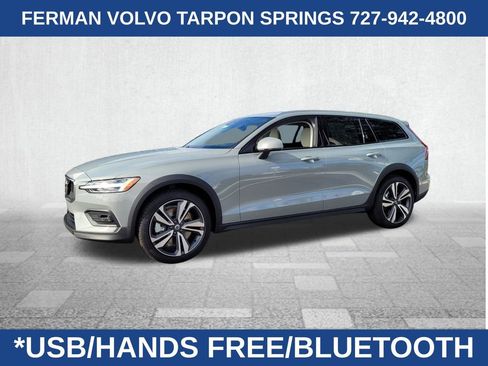 New 2026 Volvo V60 B5 Cross Country Plus w/ Protection Package Premier image 6