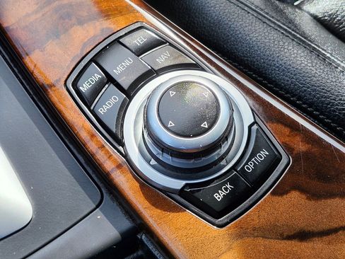 Used 2013 BMW 335i xDrive Sedan image 24