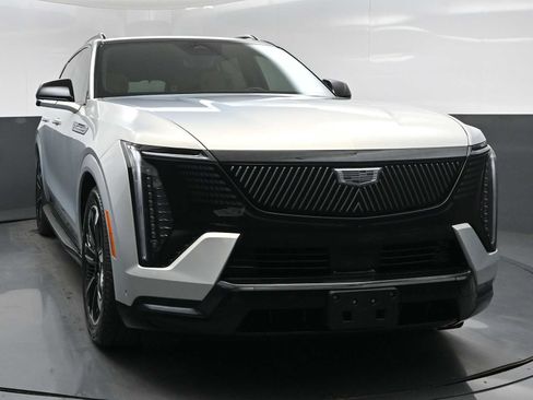 Certified 2025 Cadillac Escalade IQ Sport 2 AWD/4WD image 1