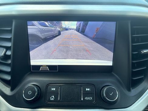 Certified 2020 GMC Acadia SLT AWD/4WD image 22