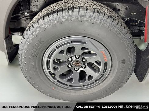 New 2026 Nissan Frontier PRO-4X w/ Pro-4x Convenience Package image 29