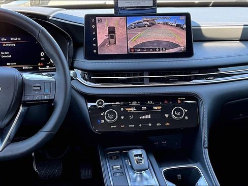 Certified 2026 INFINITI QX60 Luxe w/ Family Package FWD image 11