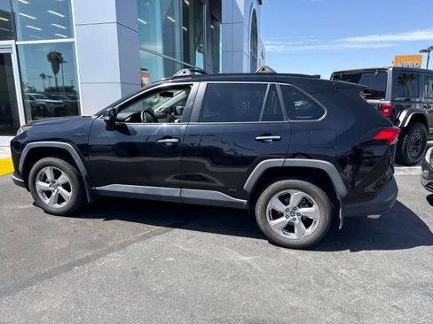 Used 2021 Toyota RAV4 Limited AWD/4WD image 15