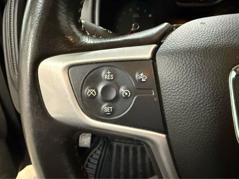Used 2015 GMC Canyon SLT AWD/4WD image 18