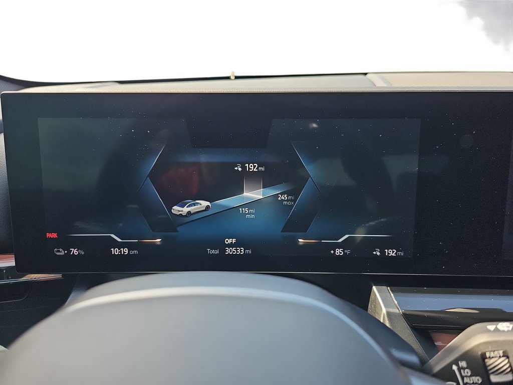 Used 2024 BMW i5 eDrive40i w/ M Sport Package RWD image 19