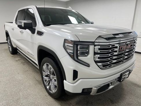 Used 2023 GMC Sierra 1500 Denali w/ Denali Reserve Package image 2