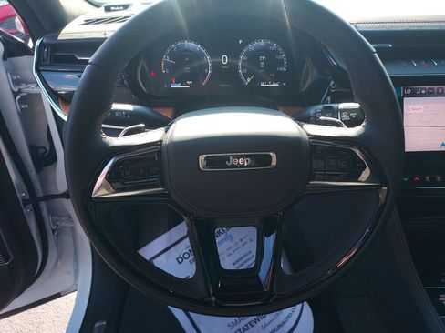 Used 2026 Jeep Grand Cherokee L Summit w/ Obsidian Package AWD/4WD image 17