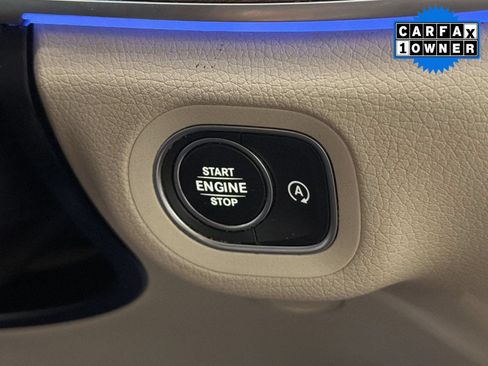 Used 2022 Mercedes-Benz GLS 450 4MATIC image 17