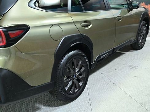 Certified 2025 Subaru Outback Onyx Edition AWD/4WD image 9