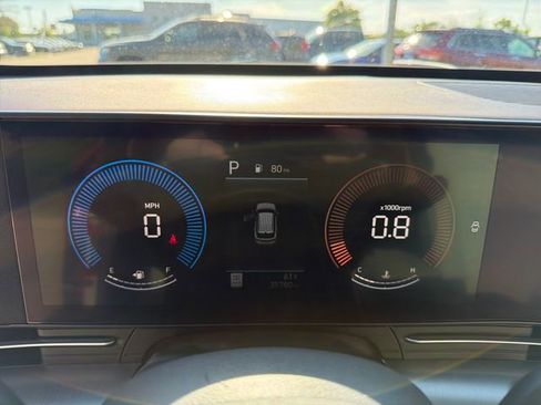 Used 2024 Hyundai Kona SEL FWD image 18