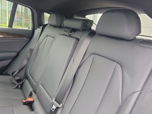 Used 2020 BMW X4 xDrive30i w/ Convenience Package image 15