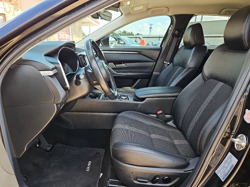 Used 2024 MAZDA CX-50 AWD 2.5 S w/ Preferred Package image 11