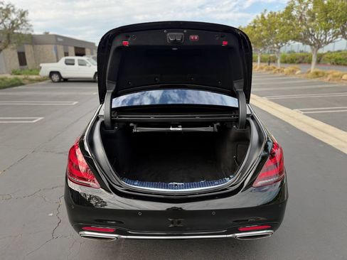 Used 2020 Mercedes-Benz S 560 Sedan image 16