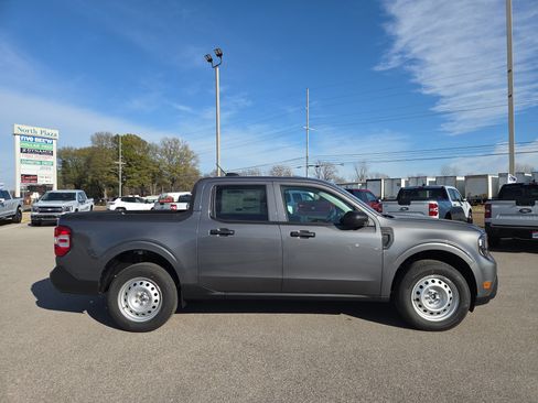 New 2025 Ford Maverick XL w/ 4K Tow Package image 2