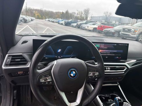 Certified 2023 BMW i4 eDrive35 RWD image 10