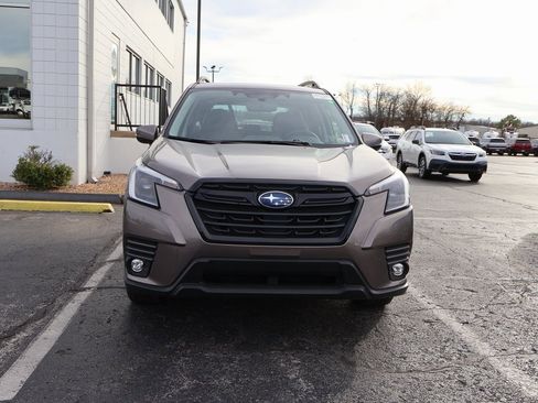 Used 2024 Subaru Forester Limited image 6