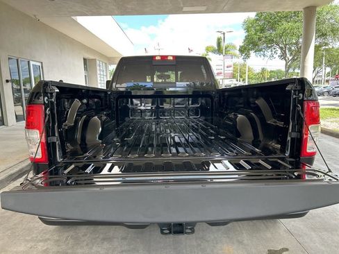 Used 2024 RAM 3500 Tradesman w/ Chrome Appearance Group AWD/4WD image 35