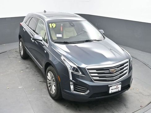 Used 2019 Cadillac XT5 Luxury image 23