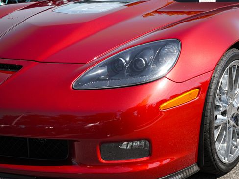 Used 2011 Chevrolet Corvette ZR1 w/ Preferred Equipment Group RWD image 6