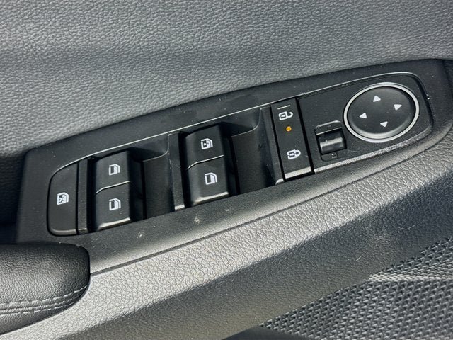 Certified 2025 Kia Seltos S AWD/4WD image 18