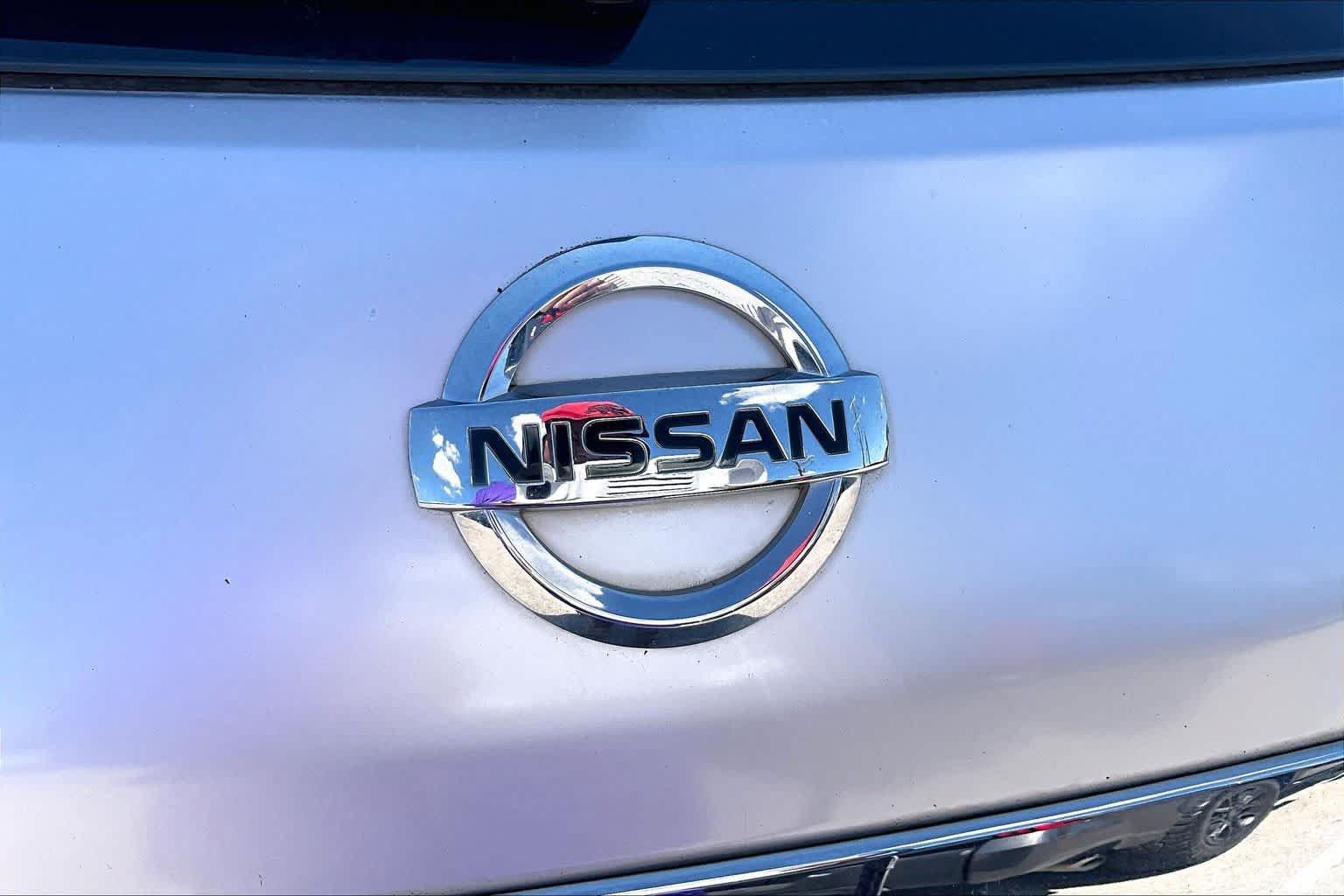 Used 2011 Nissan Rogue S FWD image 29