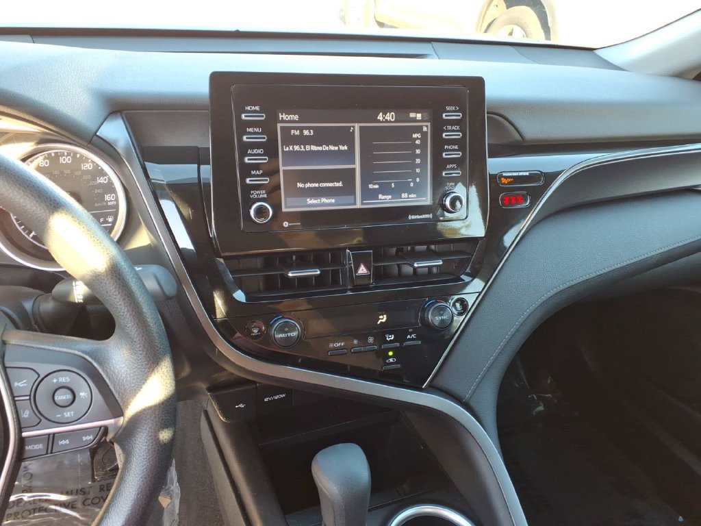 Used 2024 Toyota Camry LE FWD image 10