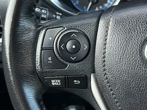 Used 2016 Toyota Corolla S image 28