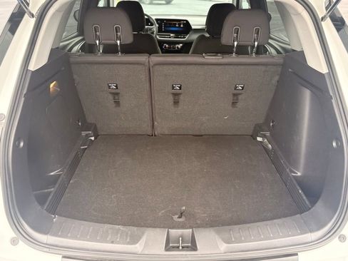 Used 2025 Chevrolet TrailBlazer LT FWD image 11