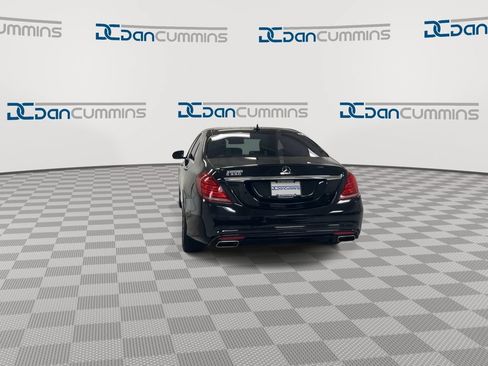 Used 2016 Mercedes-Benz S 550 Sedan image 7
