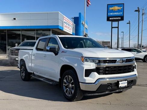 Used 2026 Chevrolet Silverado 1500 LT w/ All Star Edition Plus image 2