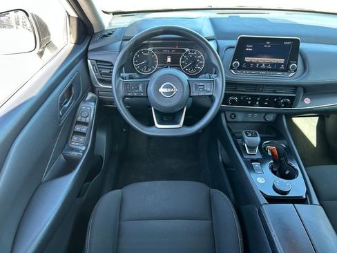 Used 2024 Nissan Rogue S AWD/4WD image 28