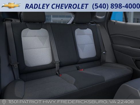 New 2026 Chevrolet Trax RS w/ Sunroof Package image 17