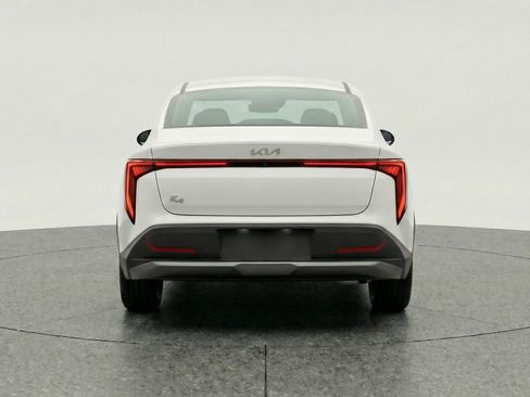 Used 2025 Kia K4 FWD image 7