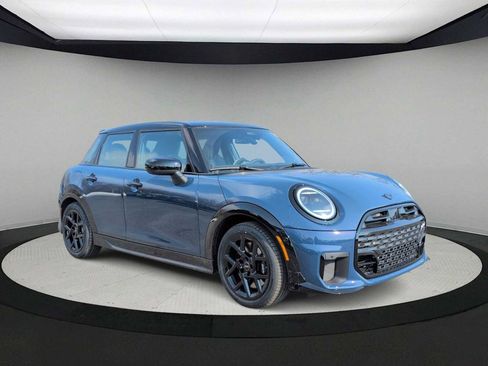 New 2026 MINI Cooper S image 2