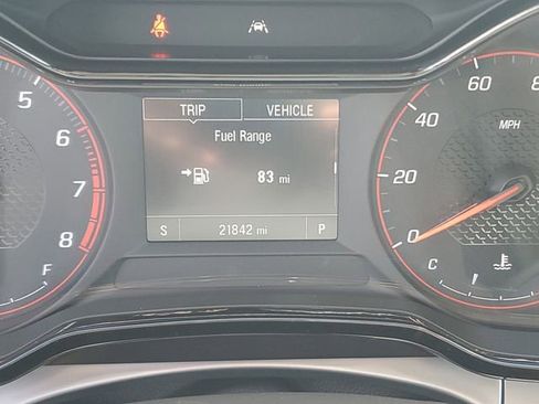 Certified 2024 Chevrolet Trax RS w/ Driver Confidence Package FWD image 25