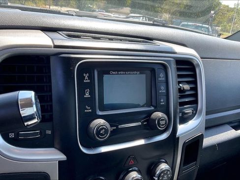 Used 2016 RAM 3500 SLT RWD image 18