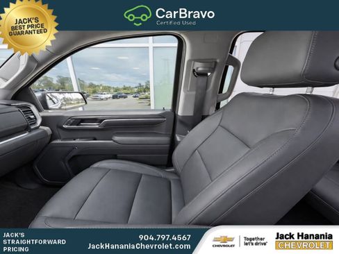 Used 2022 GMC Sierra 1500 SLT w/ X31 Off-Road Package AWD/4WD image 9