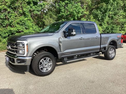 New 2026 Ford F250 Lariat w/ FX4 Off-Road Package AWD/4WD image 6