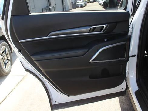 Used 2024 Kia Telluride S w/ S Sunroof Package AWD/4WD image 24